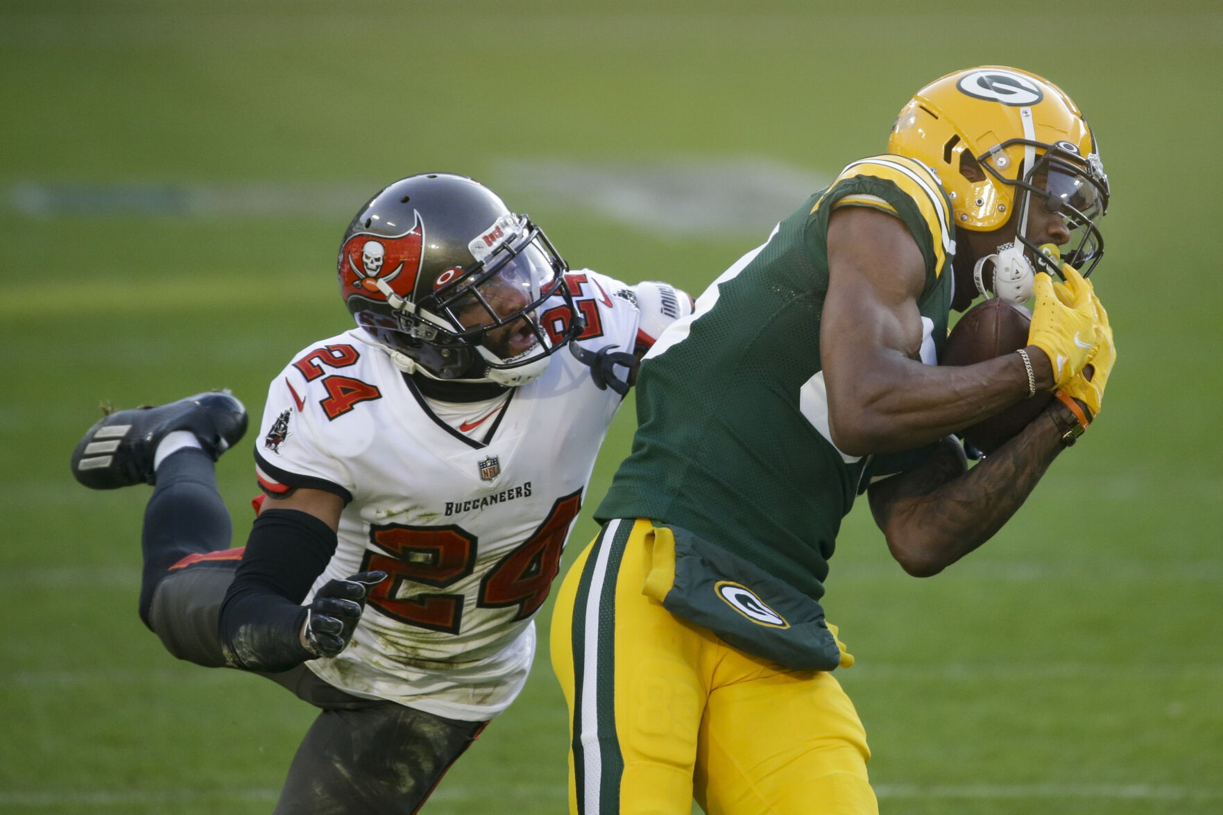 Buccaneers Packers Football